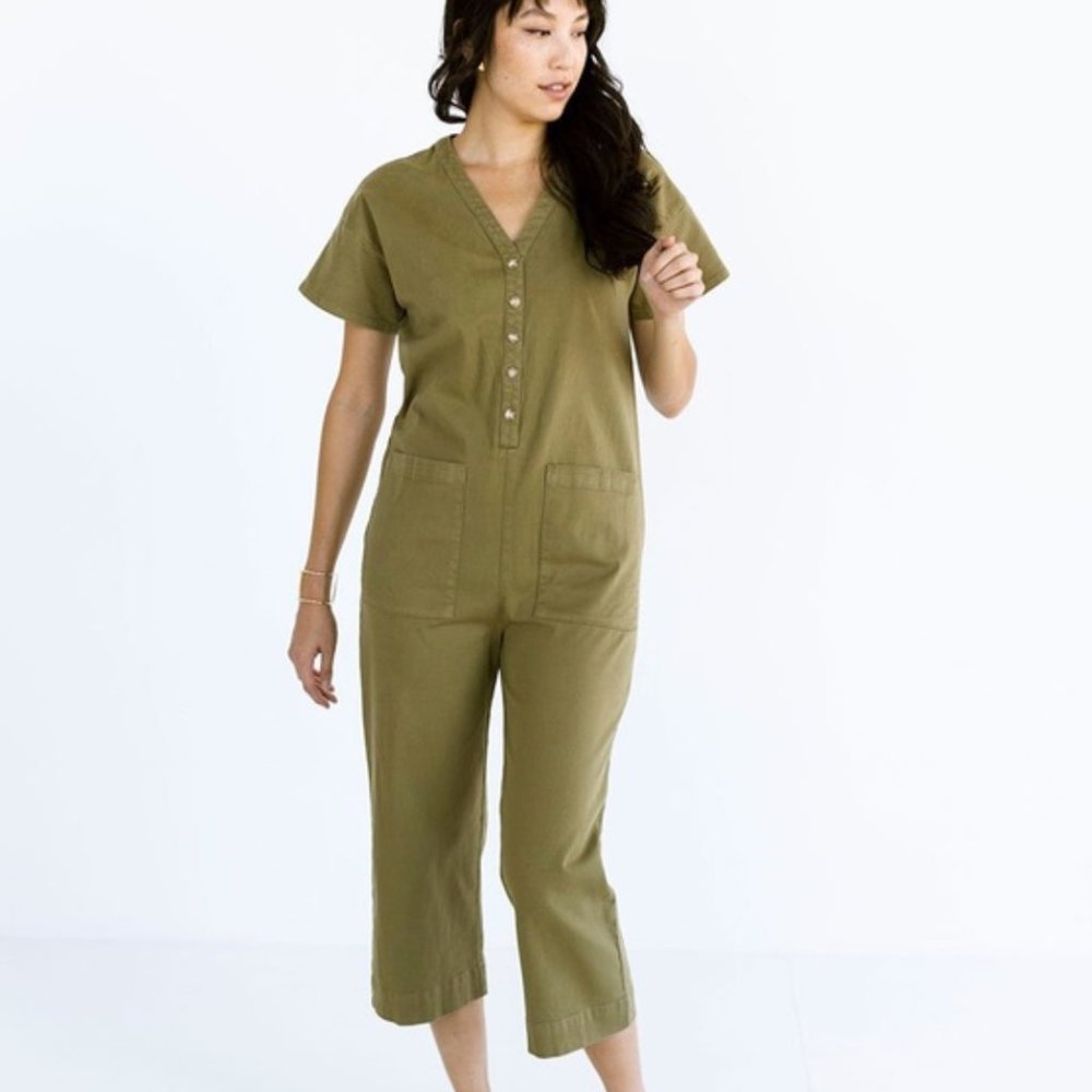 NWOT Suunday The Coverall olive green size M
